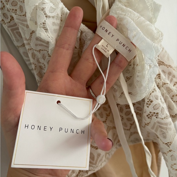 Lace Bodysuit NWT - Picture 2 of 9